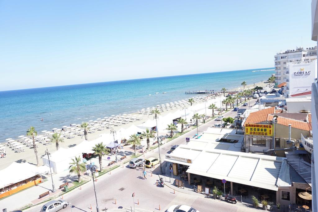 Lazuli Sea View Beachfront Ap 43 Ларнака Экстерьер фото